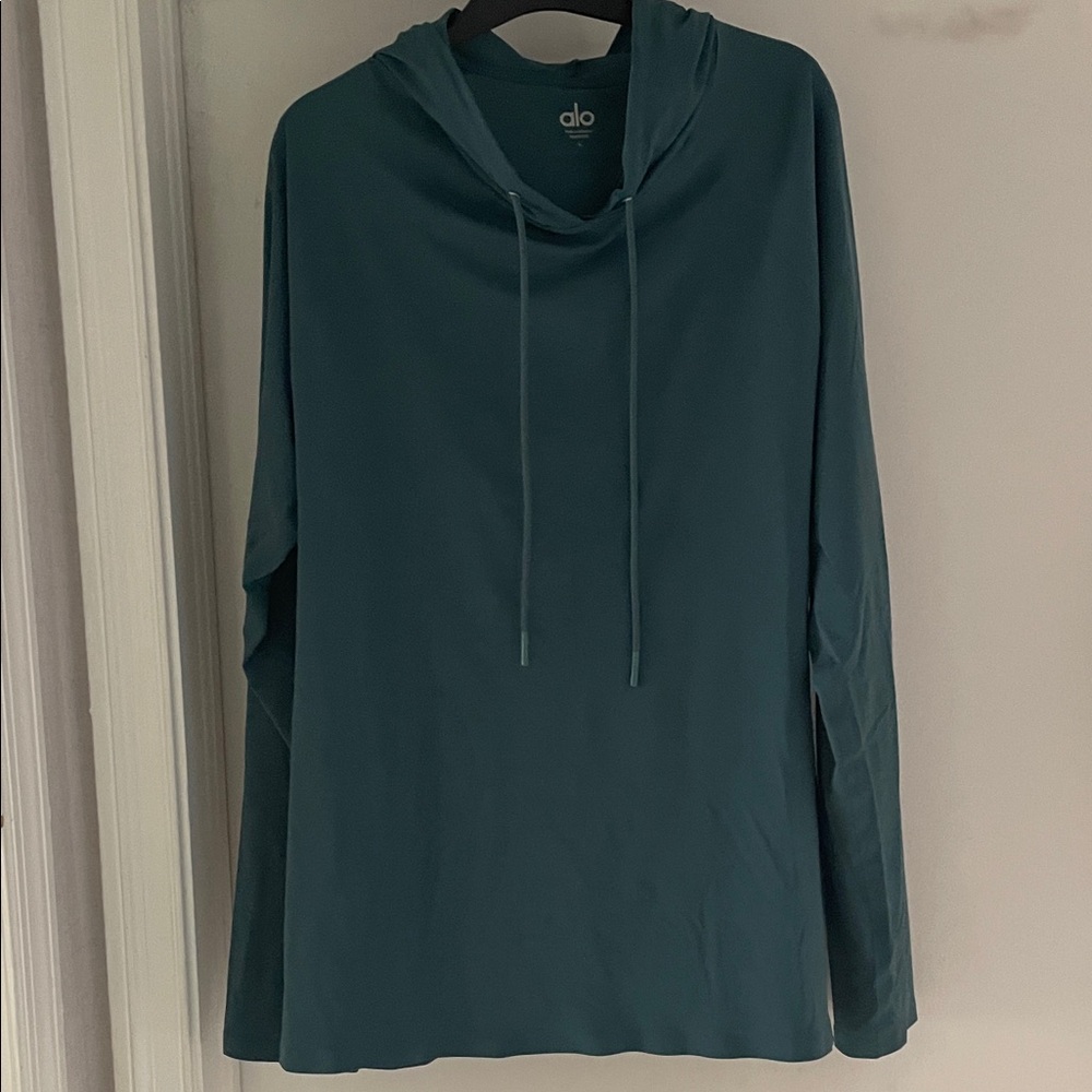 ALO Yoga Conquer Reform Long Sleeve With Hood
